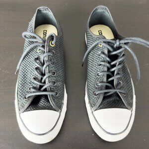 *RARE* Converse Men's in a Woven / Picnic Basket Style of Material